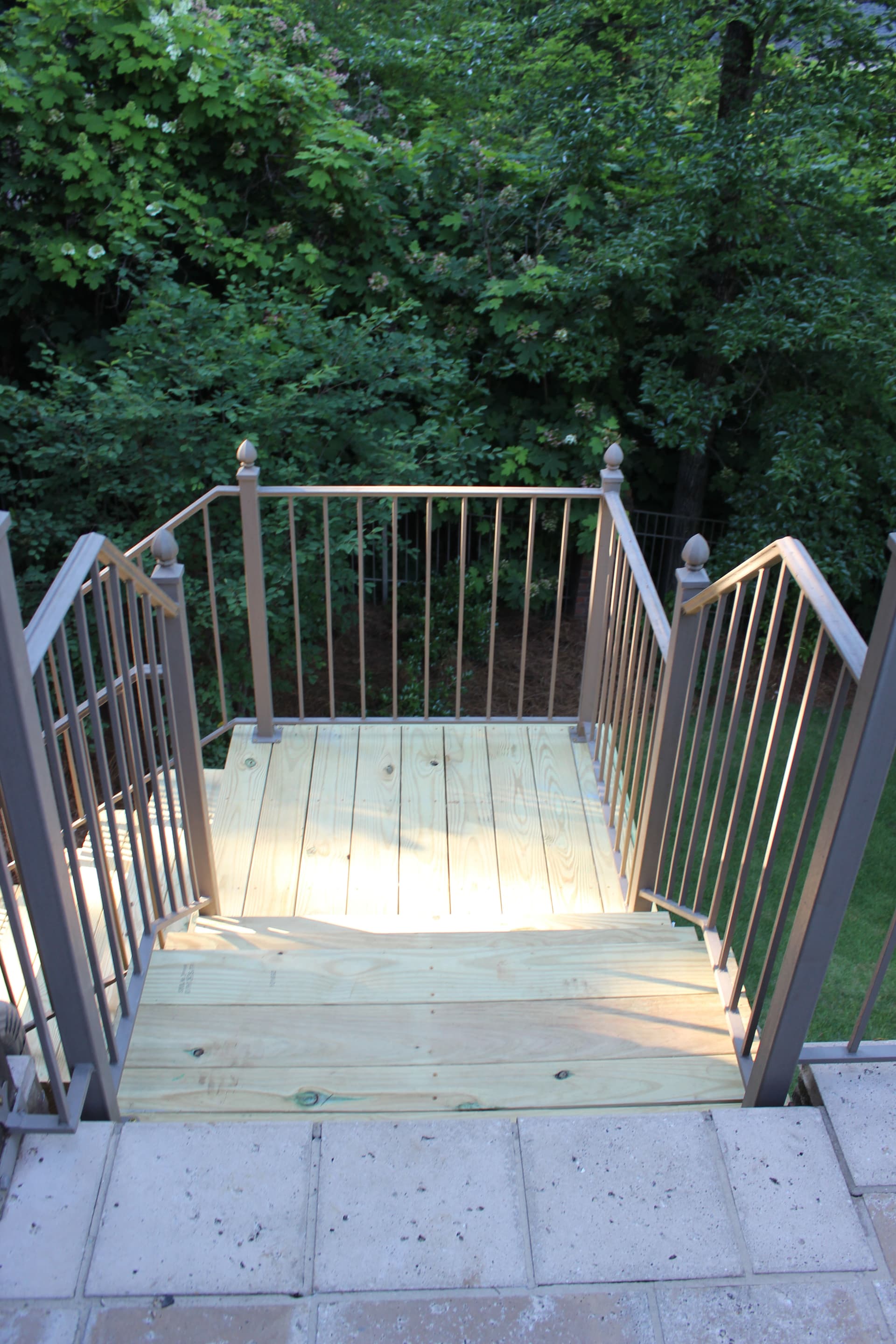 Gallery photos for Rotted Outdoor Steps Replaced With Solid Custom Stairs: Image #3